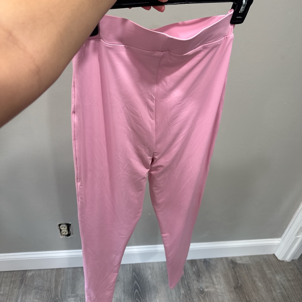 Meshki Blush Pink High-Waisted Leggings